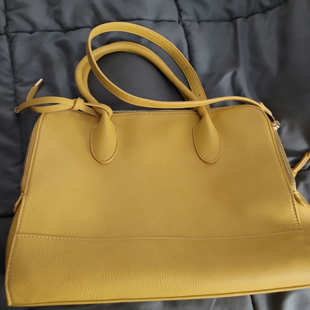 Bag - Picture 2 of 5